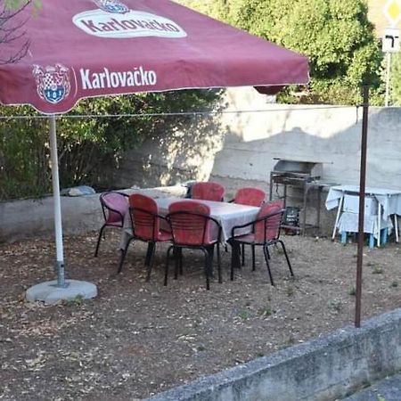 Apartment Manigo Supetar Kültér fotó