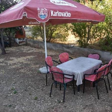 Apartment Manigo Supetar Kültér fotó