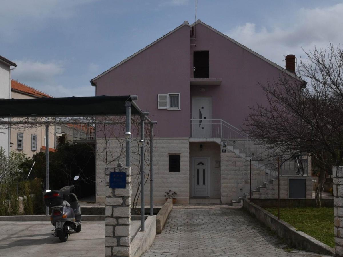 Apartment Manigo Supetar Kültér fotó
