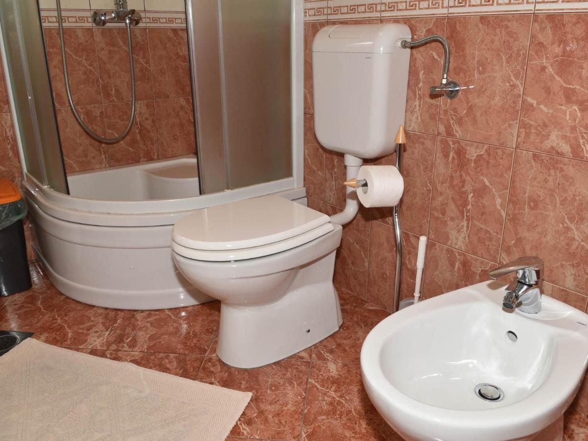 Apartment Manigo Supetar Kültér fotó