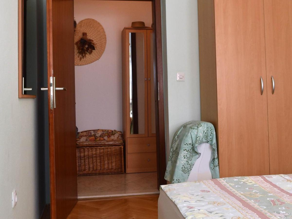 Apartment Manigo Supetar Kültér fotó