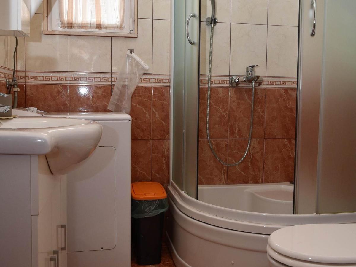 Apartment Manigo Supetar Kültér fotó
