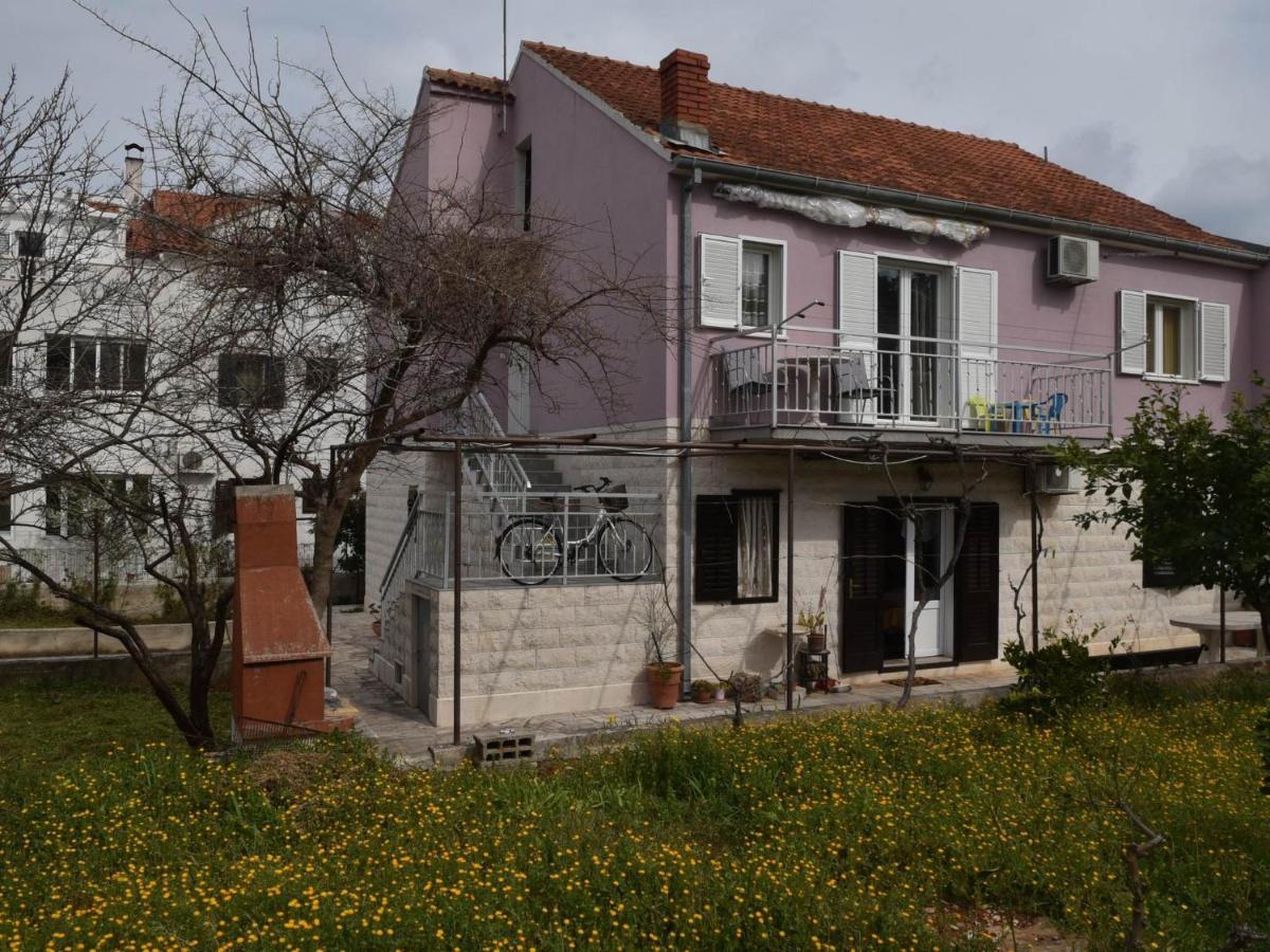 Apartment Manigo Supetar Kültér fotó