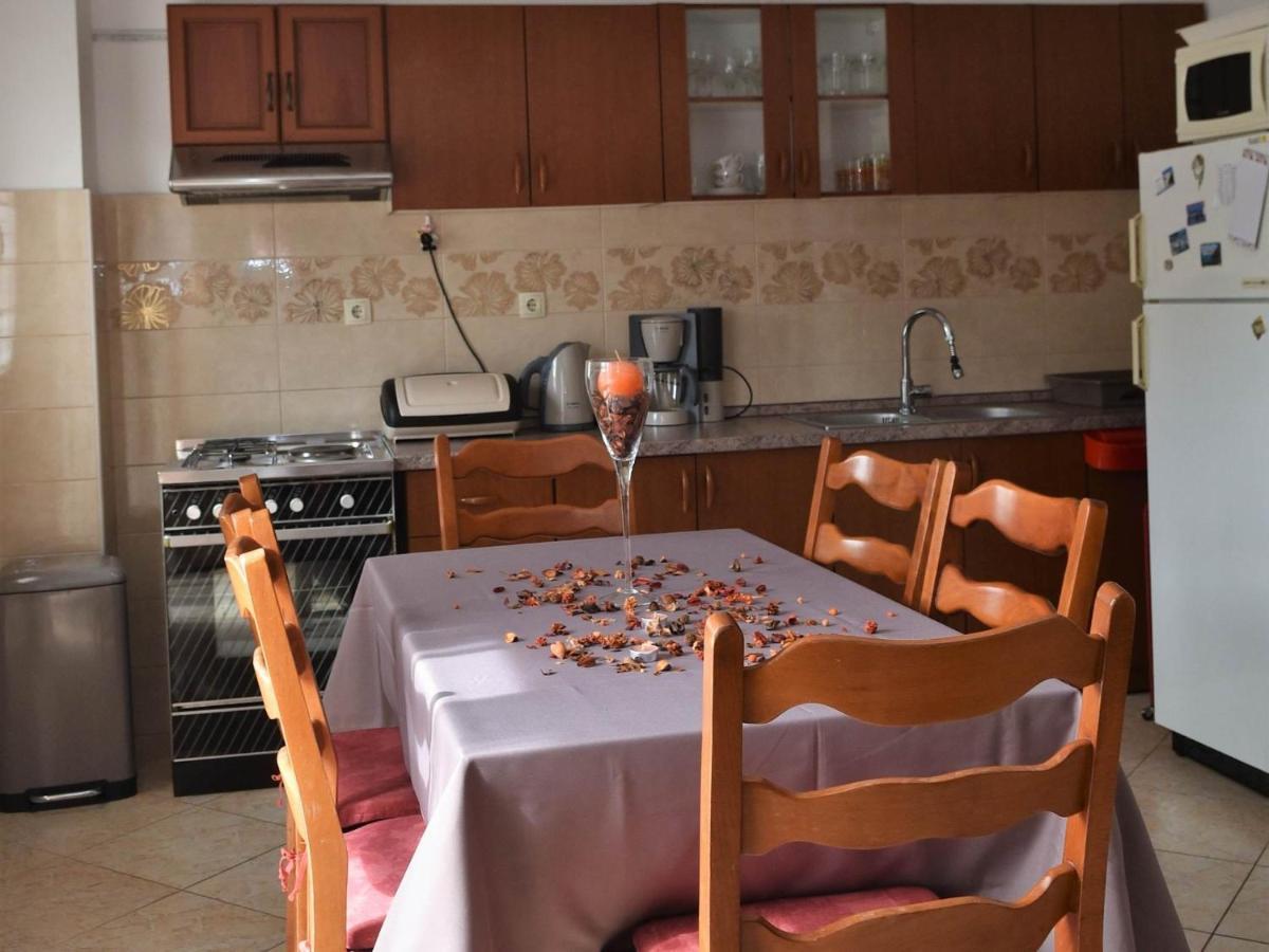 Apartment Manigo Supetar Kültér fotó