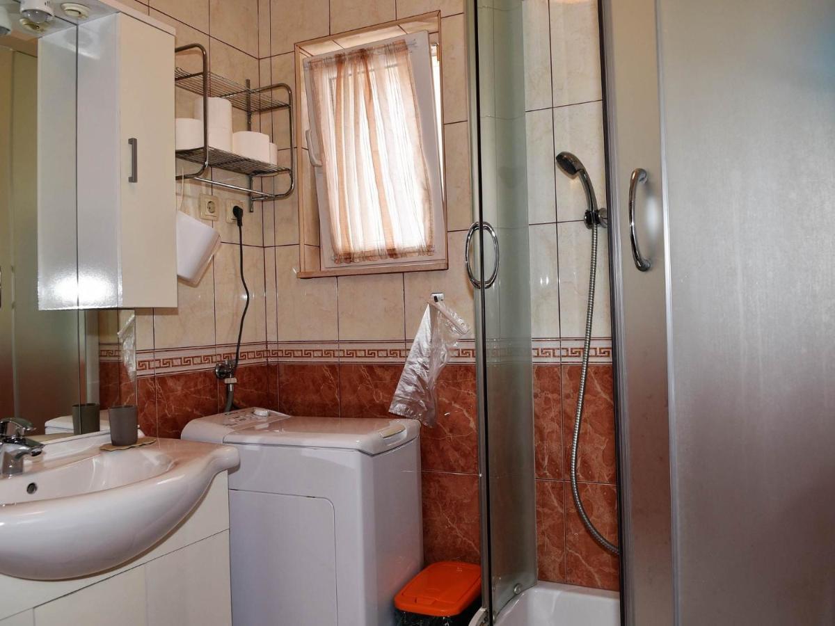 Apartment Manigo Supetar Kültér fotó