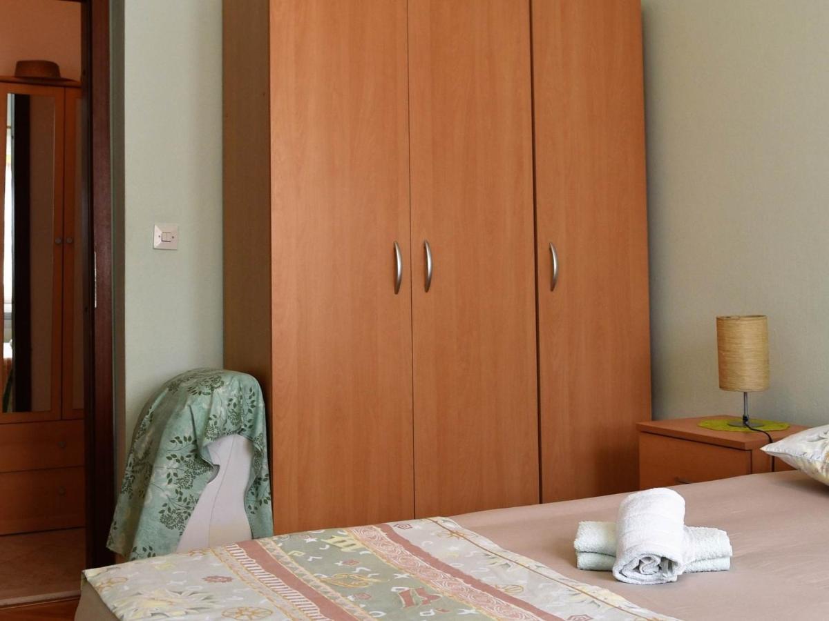 Apartment Manigo Supetar Kültér fotó