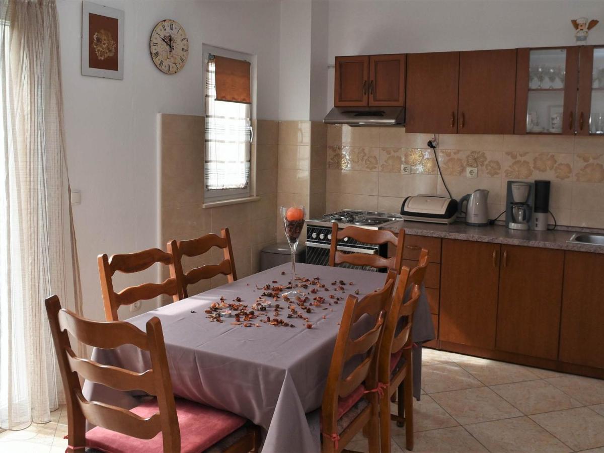 Apartment Manigo Supetar Kültér fotó